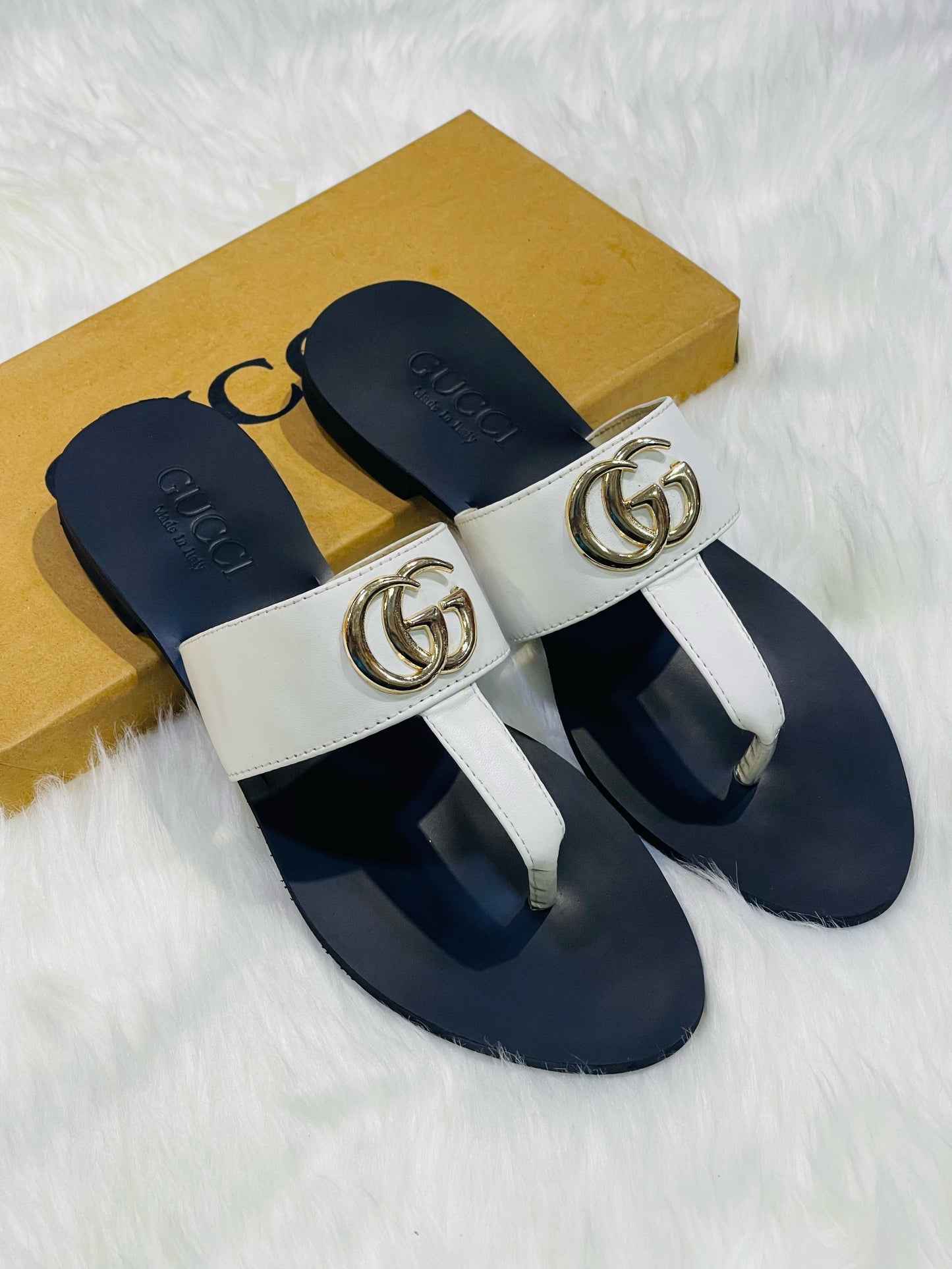 Gucci Flats