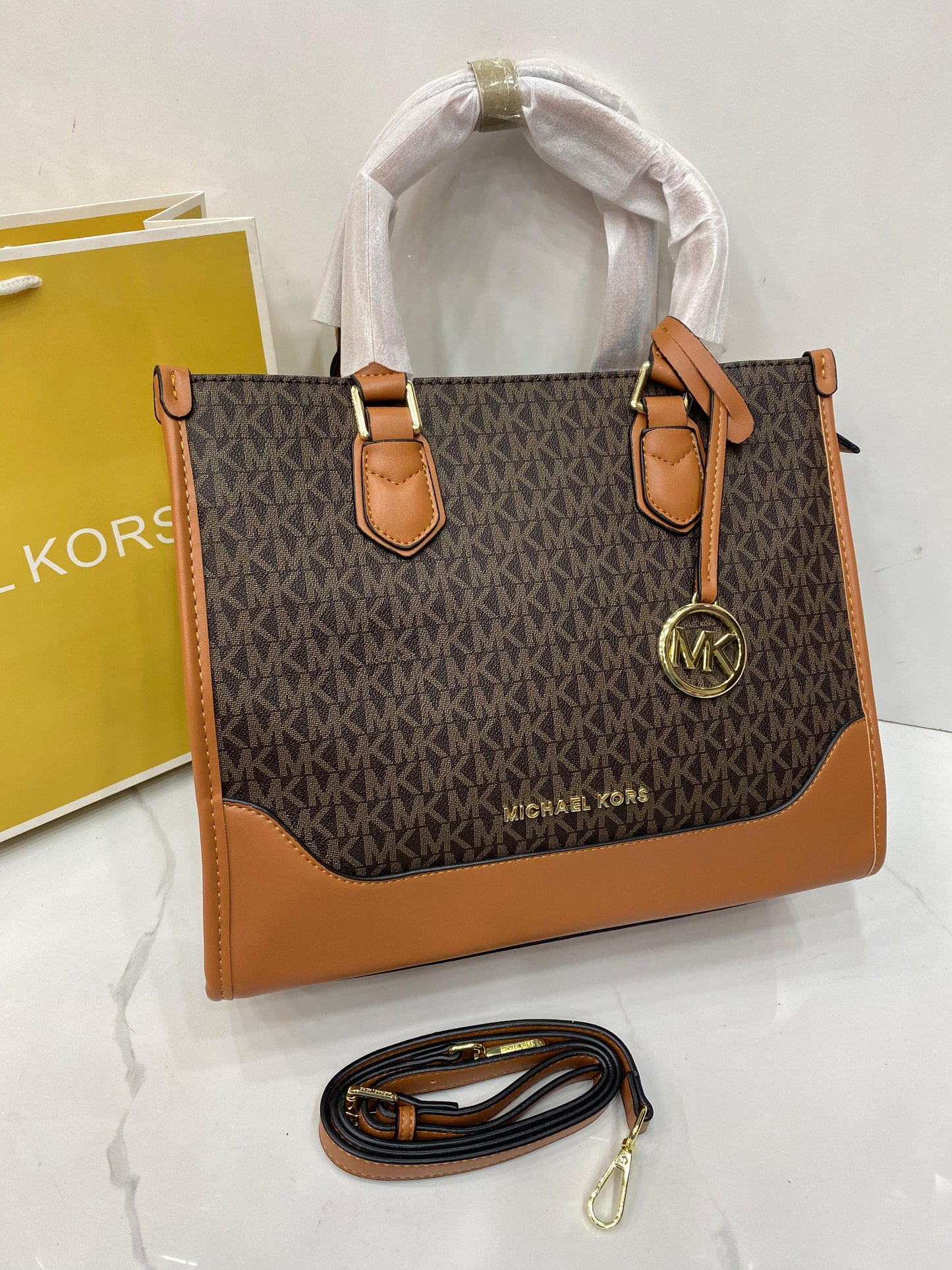 Michael Kors Hand bag