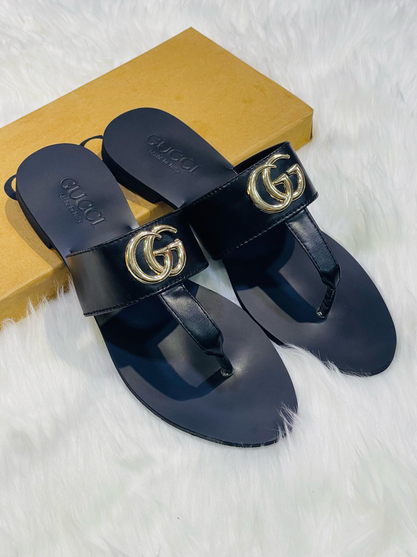 Gucci Flats