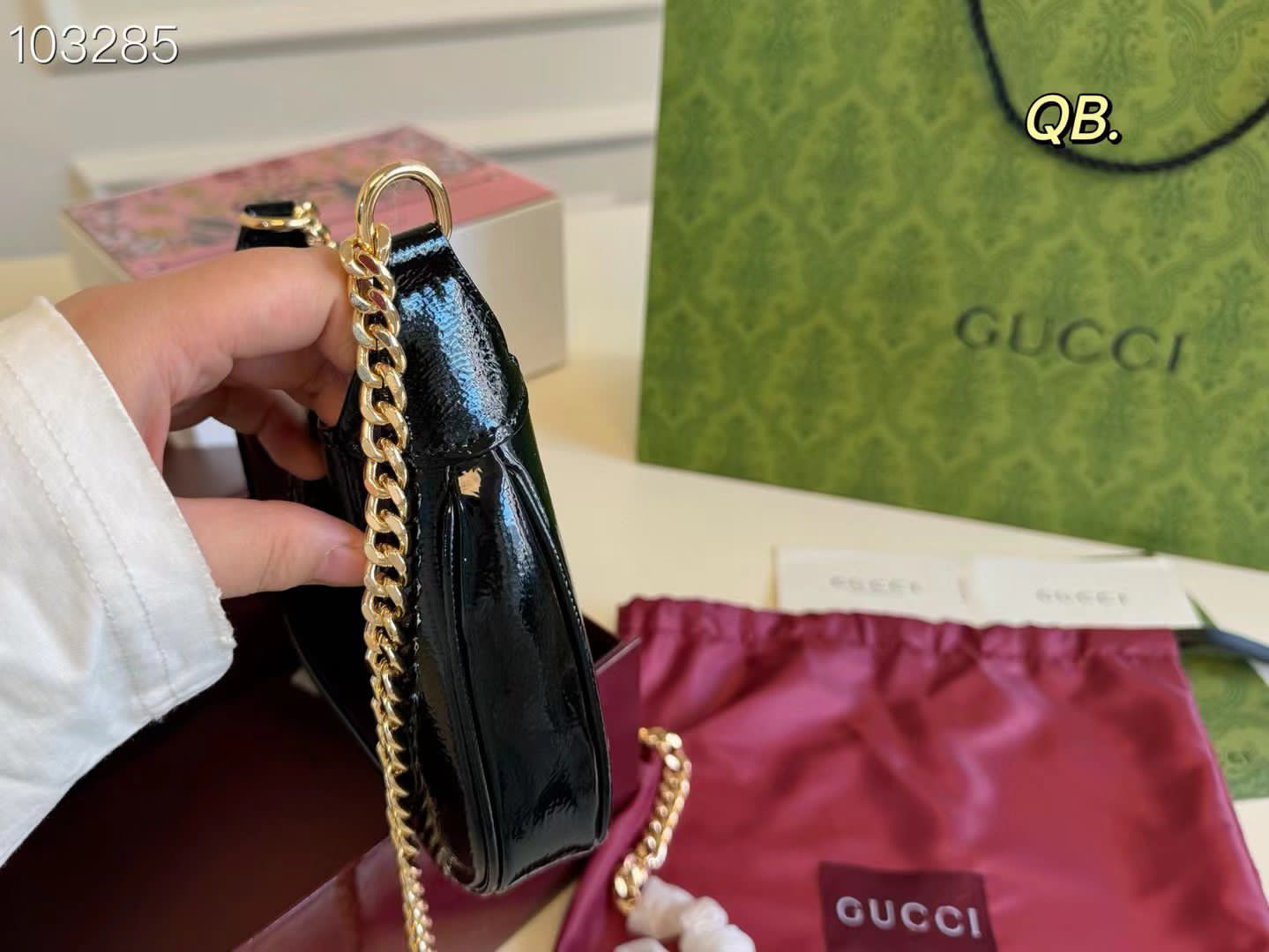 Gucci Shoulder Bag
