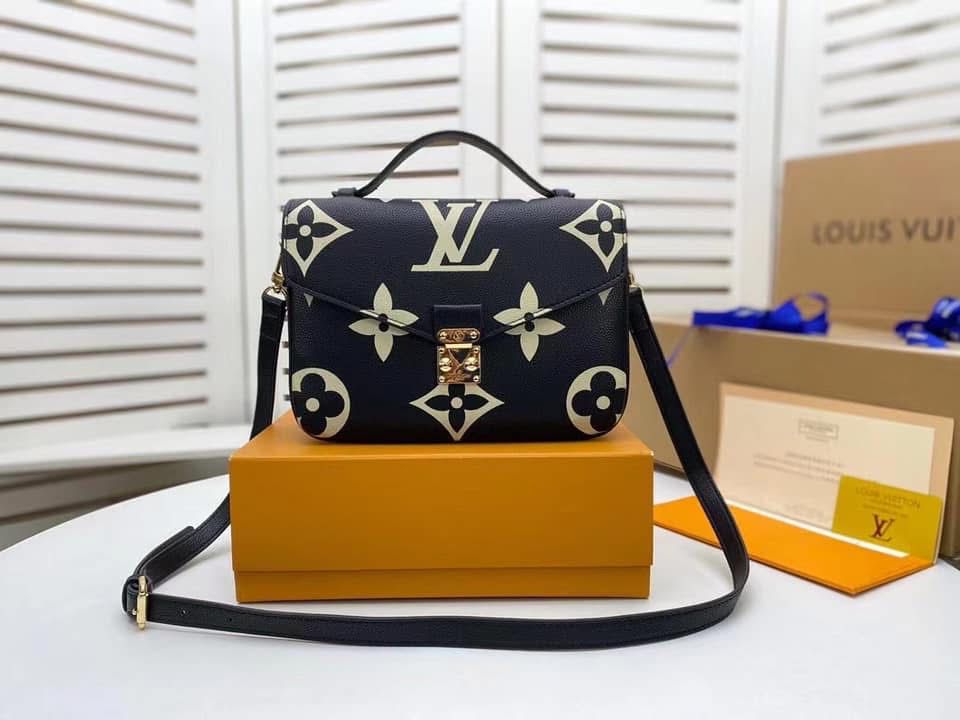 Louis Vuitton Shoulder Bag