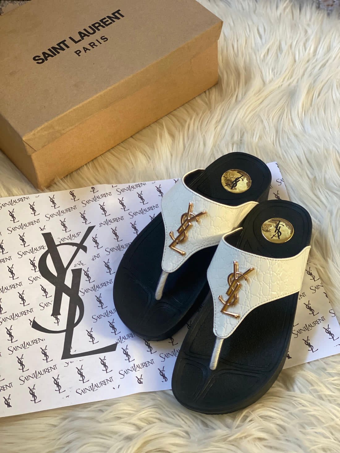 Saint Laurent Flats